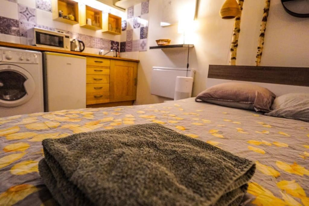 Cozy Studio In The Heart Of Paris Eksteriør billede